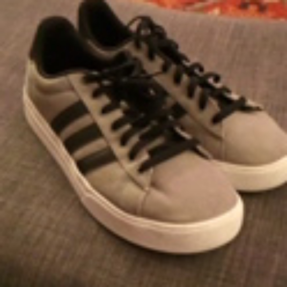 Adidas 2.0 casual shoe